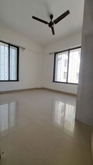 Room in 2 BHK Apartment at Mont Vert Dieu, Pashan – for Rent