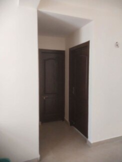 2 BHK + Extra Room Apartment For Rent in Supertech Cape Town