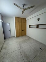 3 BHK + Study Room 1850 Sq.Ft. Builder Floor in Unitech South City II