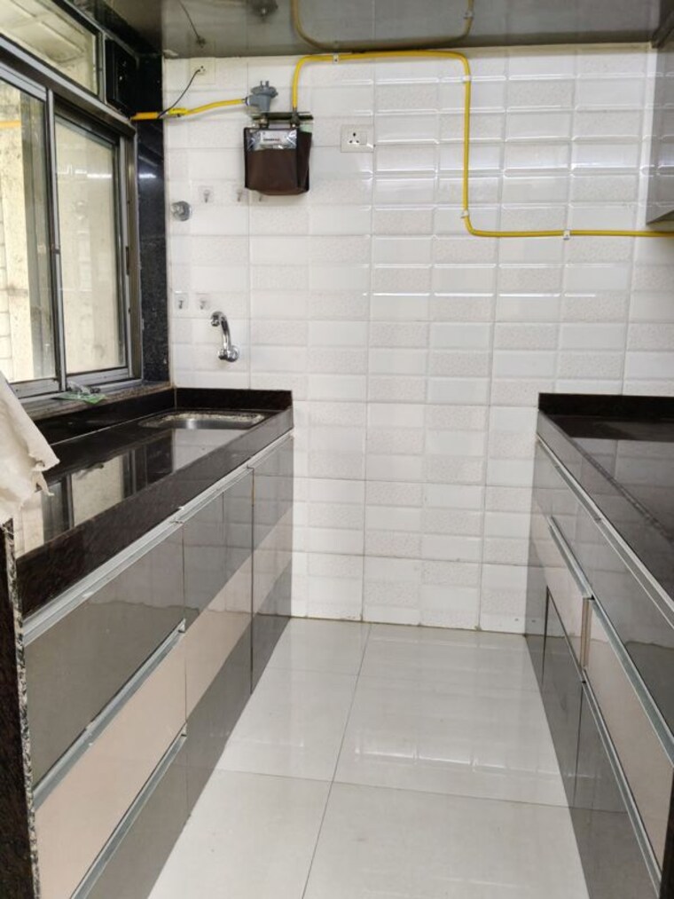 Kitchen, dgs-sheetal-airwings 2 Bedroom 1000 Sq.Ft. Apartment In Santacruz East Mumbai 9853792