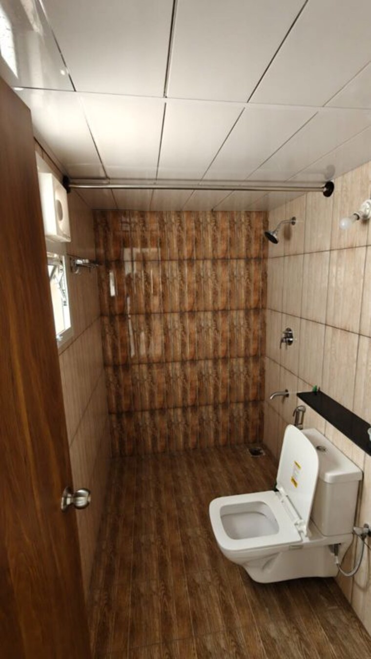 Bathroom, prestige-finsbury-park-hyde 2 Bedroom 971 Sq.Ft. Apartment In Bagaluru Bangalore 9853795