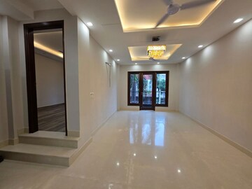 3 BHK Builder Floor For Sale in Defence Colony