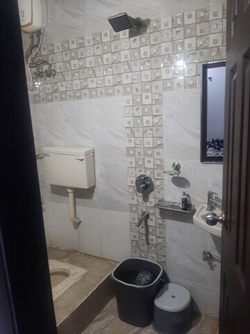Bathroom in 1 BHK Apartment at Ulwe Sector 17 – for Rent