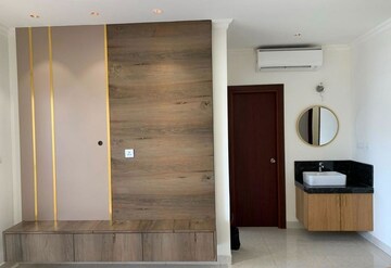 Room in 3.5 BHK Apartment at Prestige High Fields, Gachibowli – for Rent