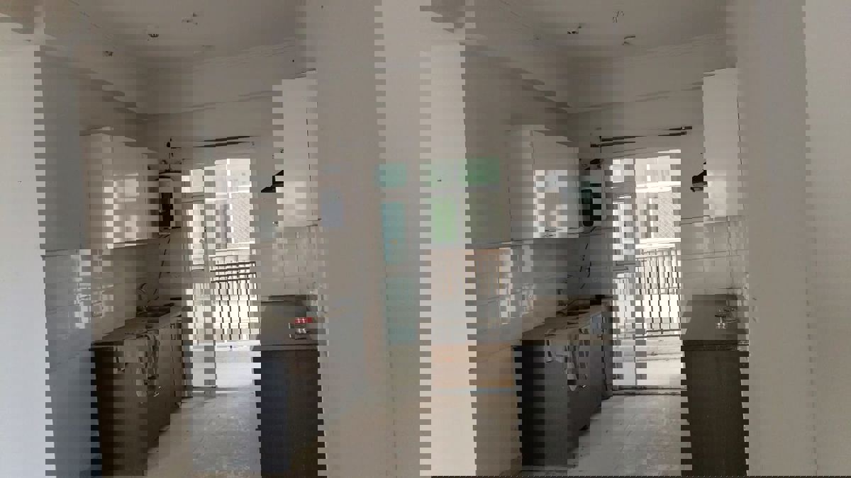 2 BHK 910 Sq.Ft. Apartment in Gaur City 5th Avenue