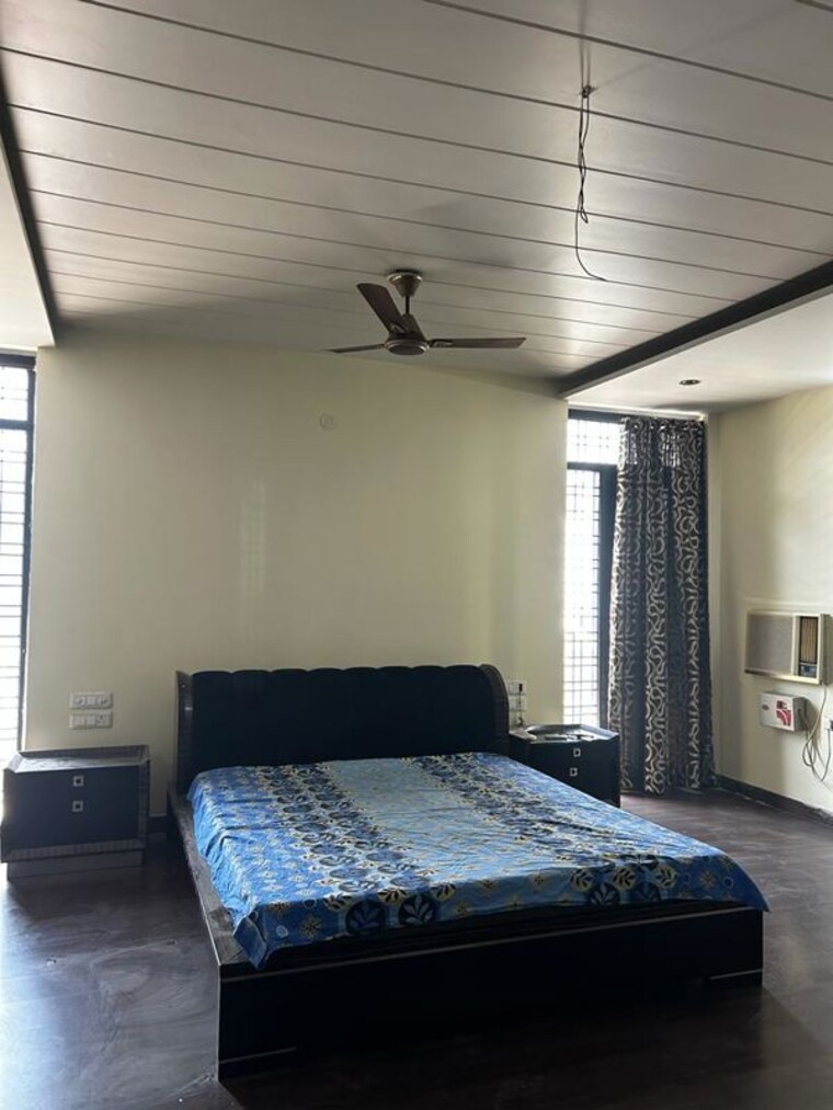 Bedroom, sector 23 6+ Bedroom 572 Sq.Yd. Villa In Sector 23 Gurgaon 9853841