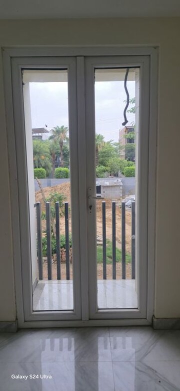Balcony in 6+ BHK Villa at Sector 99 – for Sale