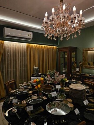 Gym in 5 BHK Apartment at Juhu – for Rent