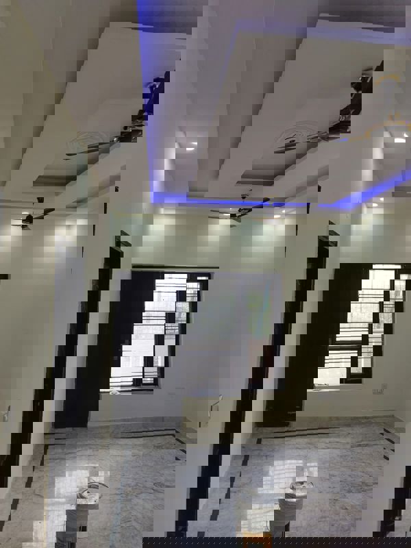 2 BHK Builder Floor For Rent in Green Fields Colony