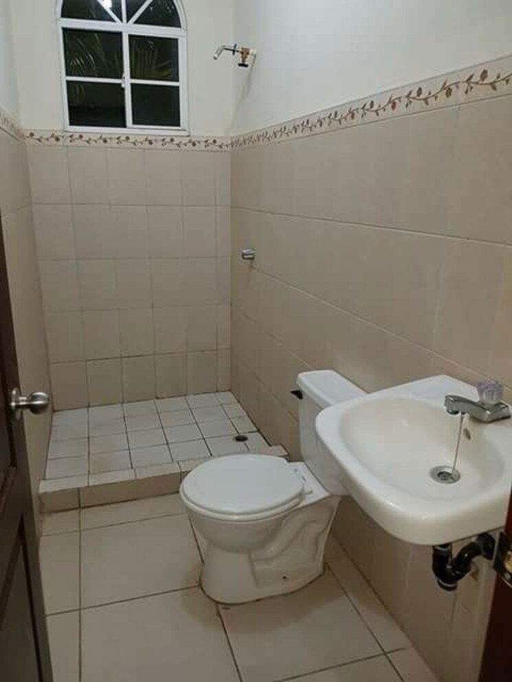 Room, vineet khand Pg For Girls In Vineet Khand 9853916