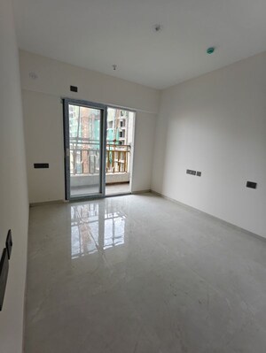 Room in 2 BHK Apartment at Nyati Emerald, Baner – for Sale