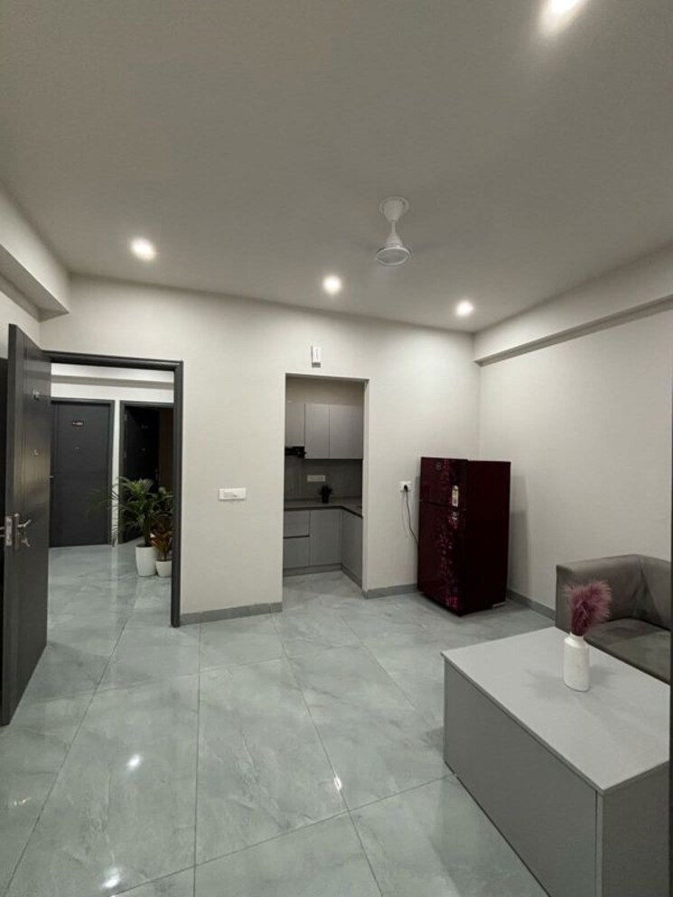 Room, saket 1 Bedroom 600 Sq.Ft. Apartment In Saket Delhi 9853939