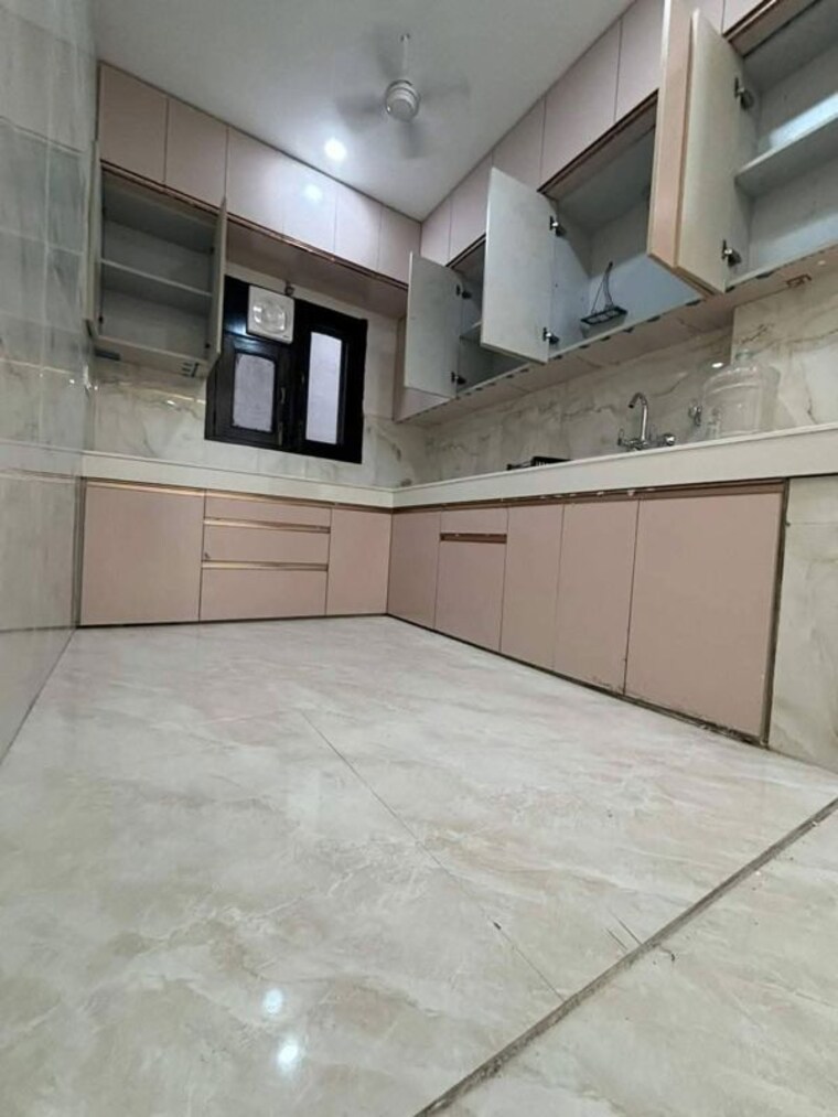 Kitchen, saket 3 Bedroom 1450 Sq.Ft. Apartment In Saket Delhi 9853951