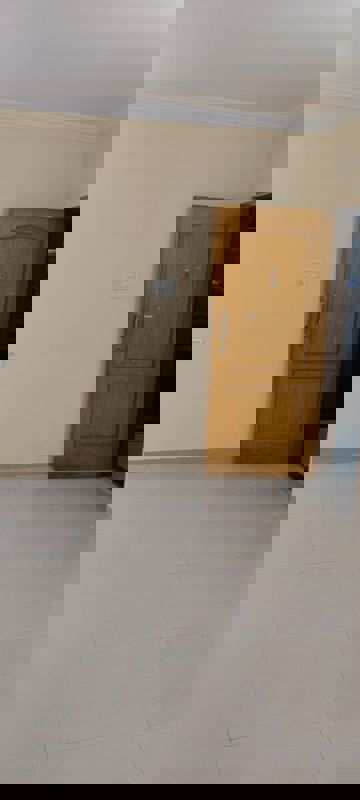 2 BHK Apartment For Rent in Swapnalok Towers