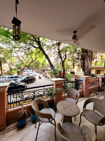 Gym in 4 BHK Apartment at Saket – for Rent