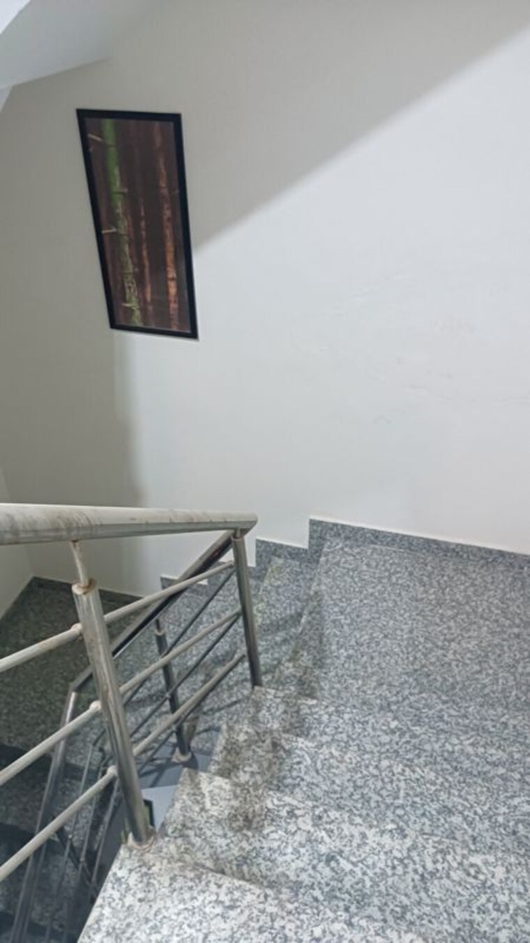 undefined, palm-residency-chhatarpur 3.5 Bedroom 110 Sq.Yd. Builder Floor In Chattarpur Delhi 9853981