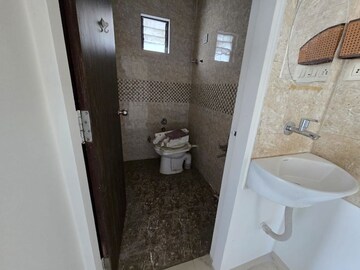Bathroom in 3 BHK Apartment at Vadodara – for Rent