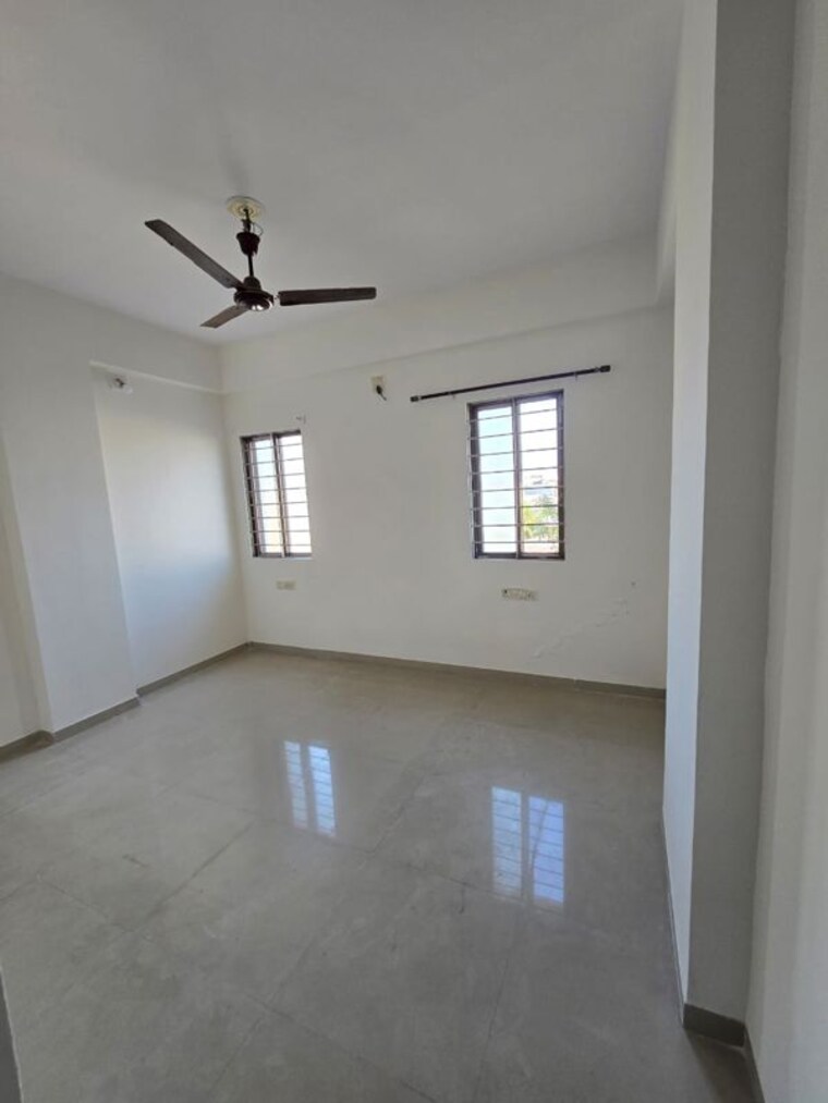 Room, vadodara 3 Bedroom 1550 Sq.Ft. Apartment In Vadodara Vadodara 9853961