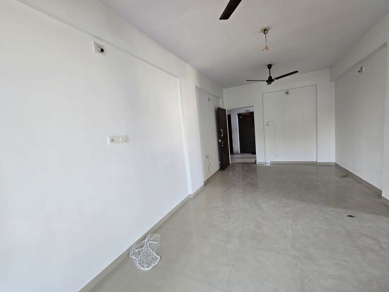 Room, vadodara 3 Bedroom 1550 Sq.Ft. Apartment In Vadodara Vadodara 9853961