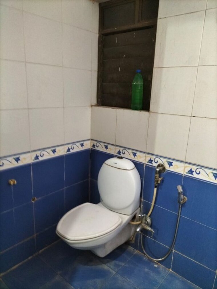 Bathroom, ivory-towers-chs-ltd 2 Bedroom 710 Sq.Ft. Apartment In Bhakti Park Mumbai 9853997