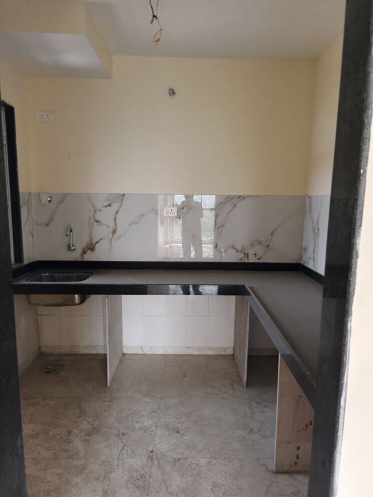 Kitchen, rohinton-guruprasad-divine-residency 2.5 Bedroom 980 Sq.Ft. Apartment In Chembur Mumbai 9854014