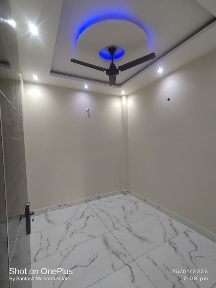 Bedroom, dwarka mor 2 Bedroom 50 Sq.Yd. Builder Floor In Dwarka Mor Delhi 9854025