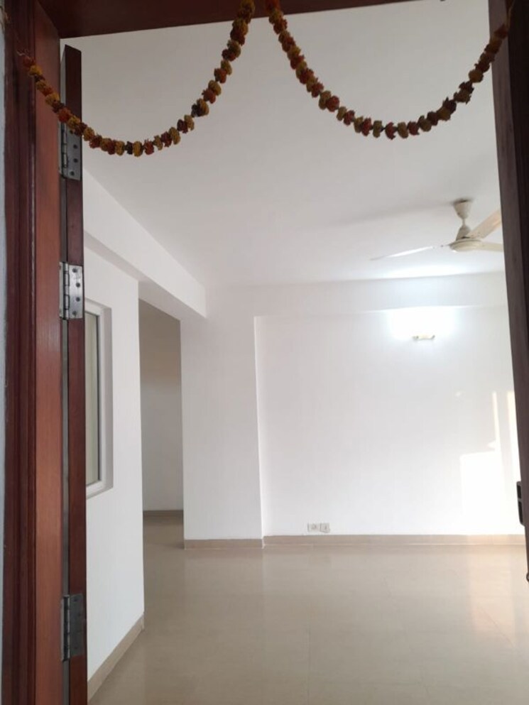 Room, emaar-emerald-floors-premier 3 Bedroom 1650 Sq.Ft. Apartment In Sector 65 Gurgaon 9854030