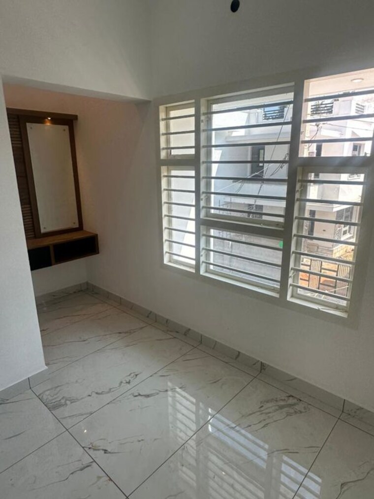 Room, mannuthy 4 Bedroom 2020 Sq.Ft. Independent House In Mannuthy Thrissur 9854034