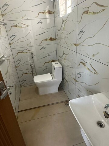 Bathroom in 4 BHK Independent House at Mannuthy – for Sale