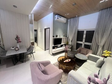 Master Bedroom in 2 BHK Apartment at Phursungi – for Sale