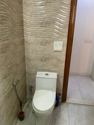 Bathroom in 3 BHK Builder Floor at Sector 46 – for Rent