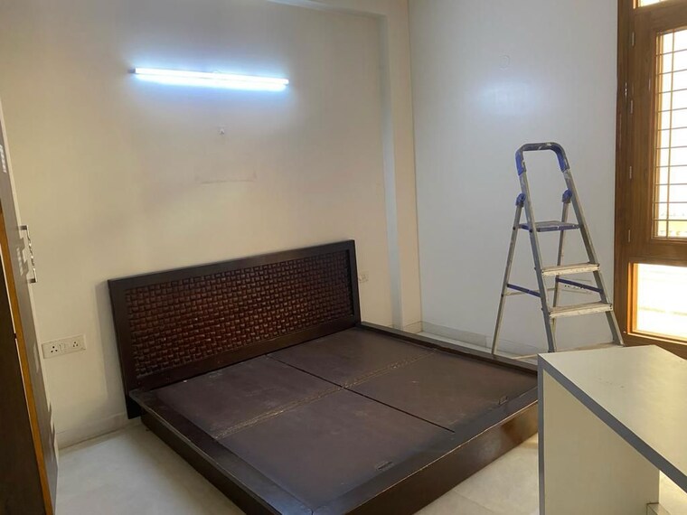 Bedroom, sector 46 3 Bedroom 1850 Sq.Ft. Builder Floor In Sector 46 Gurgaon 9854058