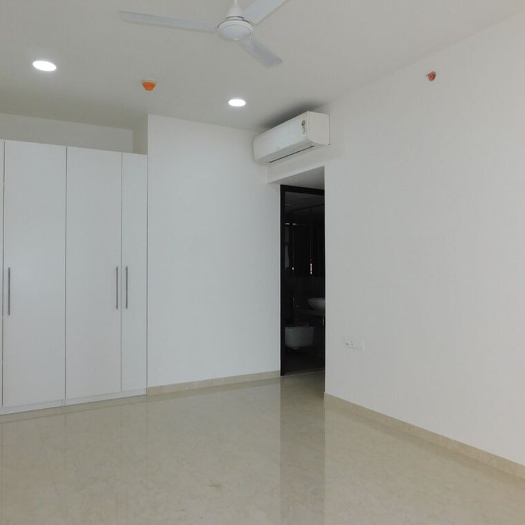 Room, wadala 4 Bedroom 1768 Sq.Ft. Apartment In Wadala Mumbai 9854061