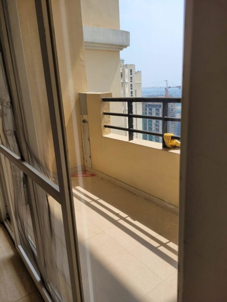 Balcony, purvanchal-royal-city 3 Bedroom 1725 Sq.Ft. Apartment In Chi V Greater Noida Greater Noida 9854070