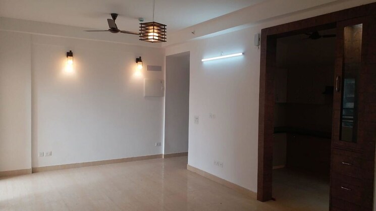 Room, purvanchal-royal-city 3 Bedroom 1725 Sq.Ft. Apartment In Chi V Greater Noida Greater Noida 9854070