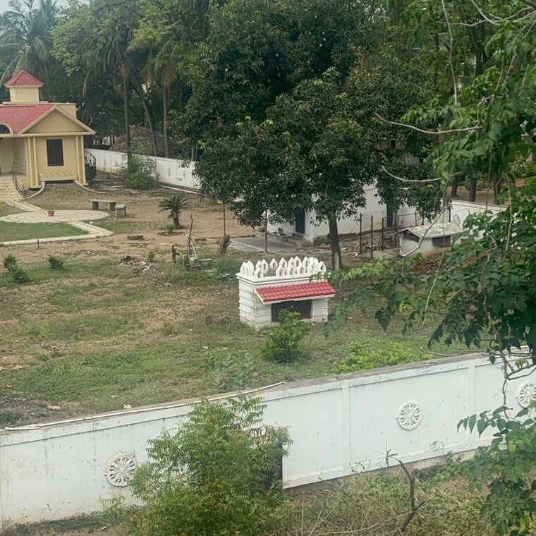 Exterior View, tadepalli  2450 Sq.Yd. Plot In Tadepalli Vijayawada 9854098