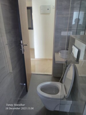Bathroom in 1 BHK Apartment at Peninsula Corporate Park, Lower Parel – for Rent