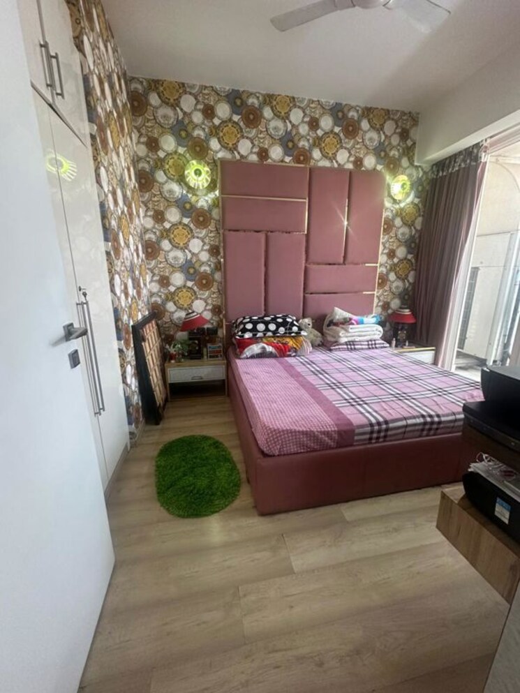 Bedroom, dlf-the-ultima 3 Bedroom 2100 Sq.Ft. Apartment In Sector 81 Gurgaon 9854116