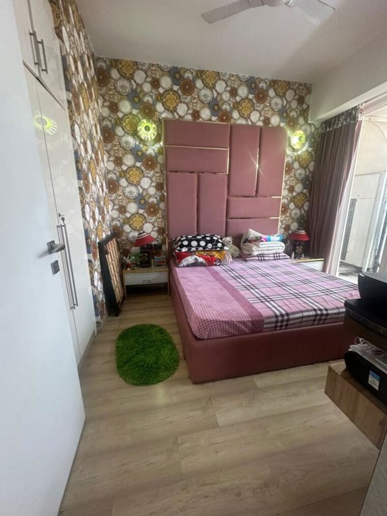 Bedroom, dlf-the-ultima 3 Bedroom 2100 Sq.Ft. Apartment In Sector 81 Gurgaon 9854116