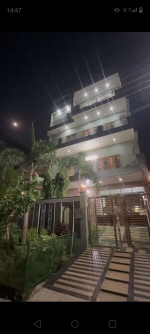 6+ BHK Villa For Sale in Sector 23