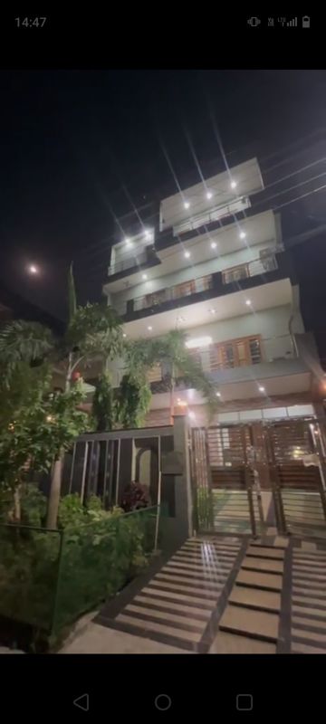 6+ BHK + Study Room Villa For Sale in Sector 23