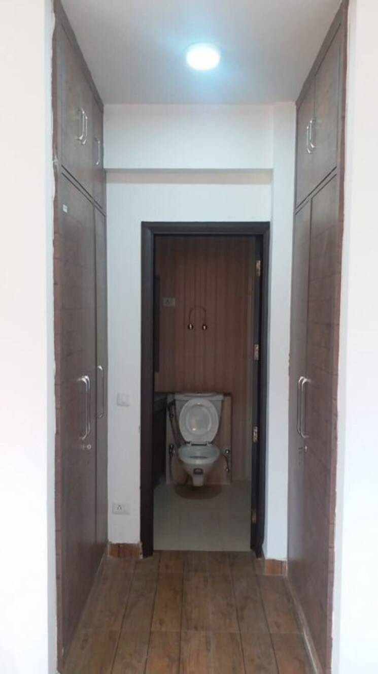 undefined, purvanchal-royal-city 3 Bedroom 1970 Sq.Ft. Apartment In Chi V Greater Noida Greater Noida 9854121