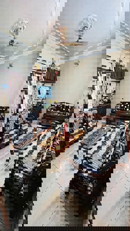 2 BHK + Store Room Apartment For Rent in Sector 38