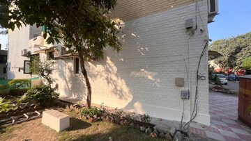 2 BHK Apartment – Exterior View View at Sector 38 - for Rent