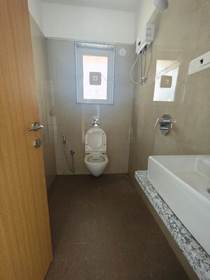Bathroom in 3 BHK Apartment at Vaibhav Queens Park, Chembur – for Rent