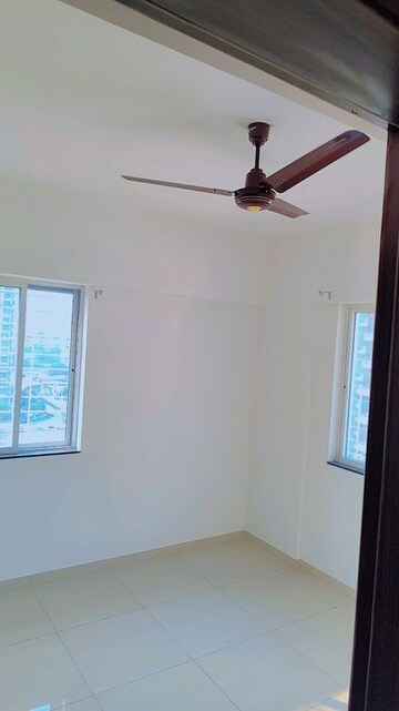 Room in 2 BHK Apartment at Balewadi – for Rent