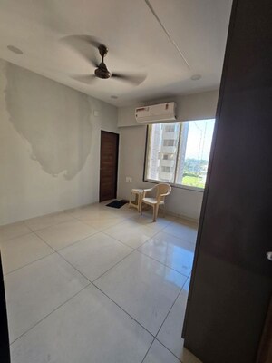 Room in 3 BHK Apartment at Savli – for Rent