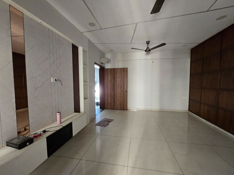 undefined, savli 3 Bedroom 1650 Sq.Ft. Apartment In Savli Vadodara 9854141