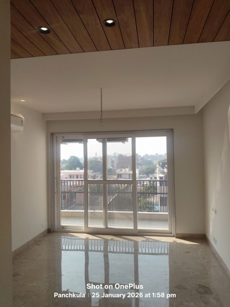 undefined, sector 7 3 Bedroom 350 Sq.Yd. Builder Floor In Sector 7 Panchkula 9854157