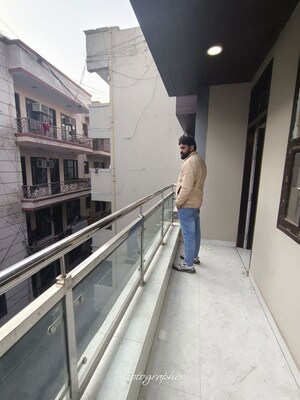 Balcony in 3 BHK Builder Floor at Saket – for Rent